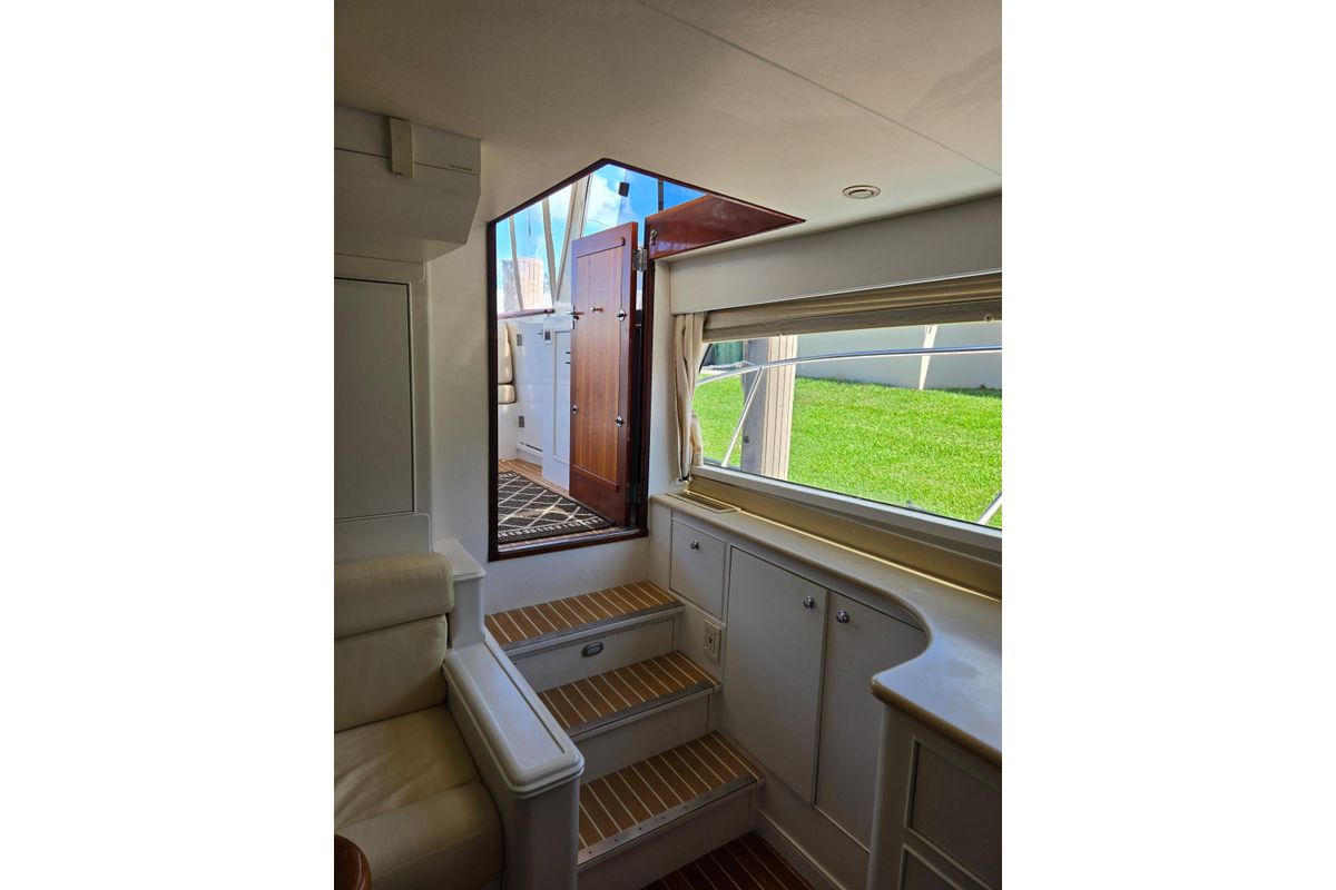 2006 Huckins 44 