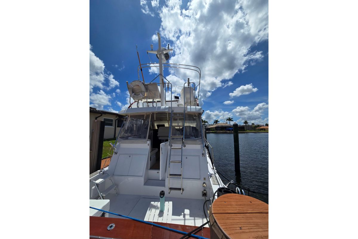 2006 Huckins 44 