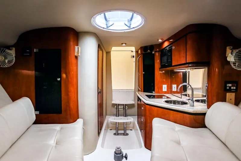 Pressin Paws Yacht Photos Pics 2008 Fountain - Galley