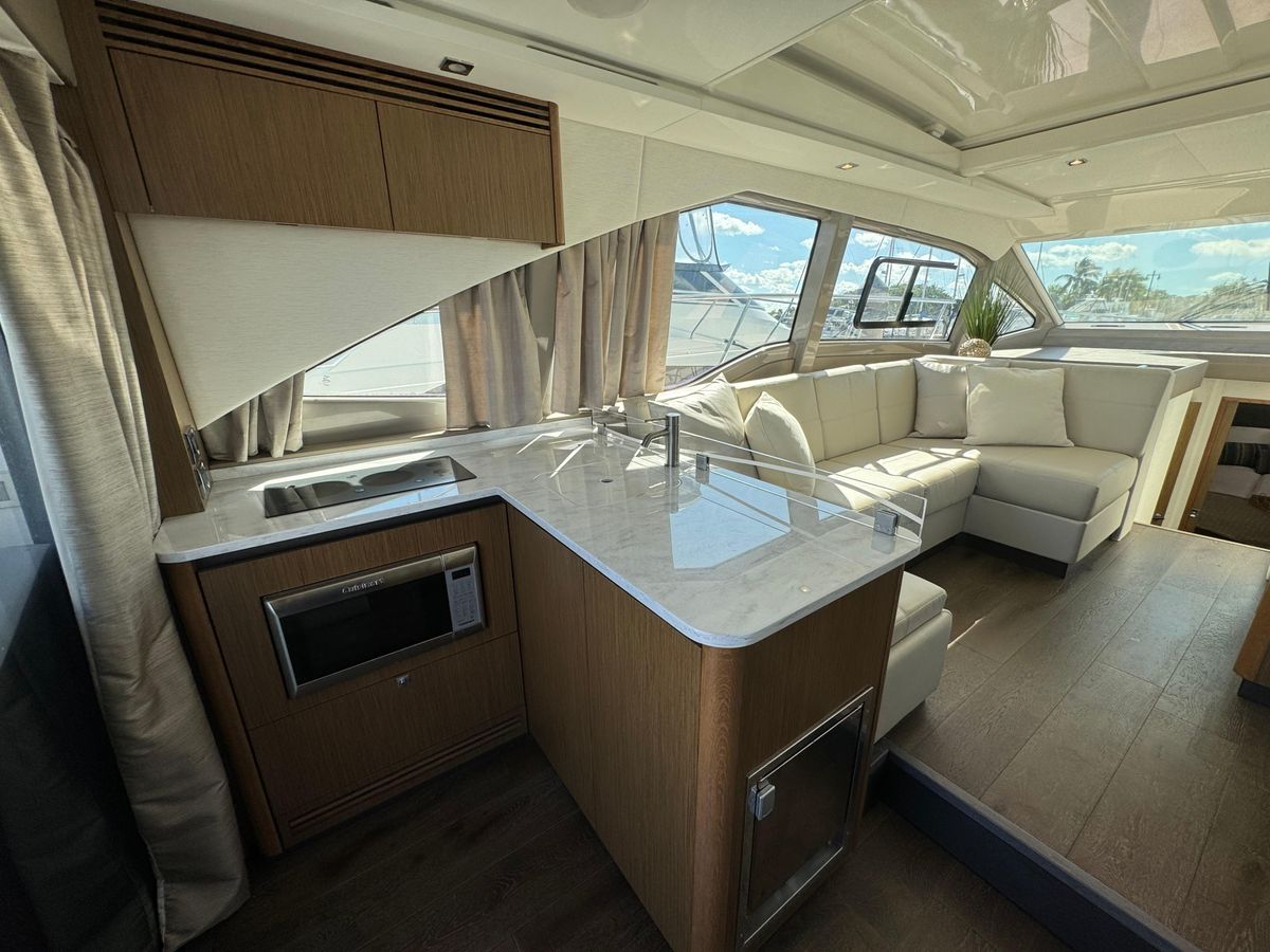 2017 Sea Ray 46 