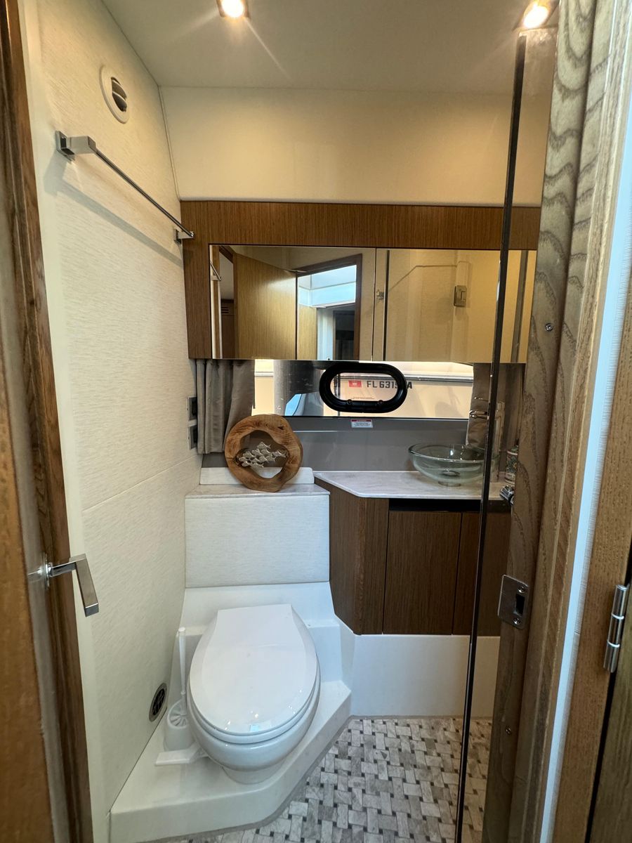 2017 Sea Ray 46 