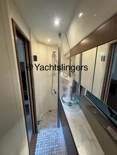  Yacht Photos Pics 2017 Sea Ray Sundancer yacht bathroom with modern fixtures and glass sink.