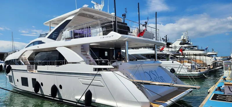Sunlife Yacht Photos Pics AZIMUT GRANDE 27 METRI 2024