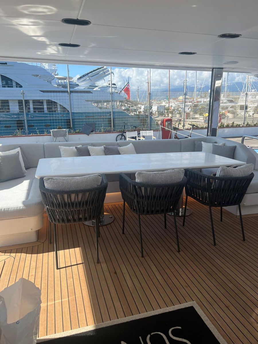 2024 Azimut 87 