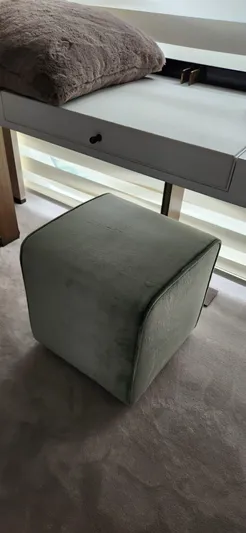 Sunlife Yacht Photos Pics Luxurious interior of 2024 Azimut Grande 27 METRI yacht with plush seating and elegant design.