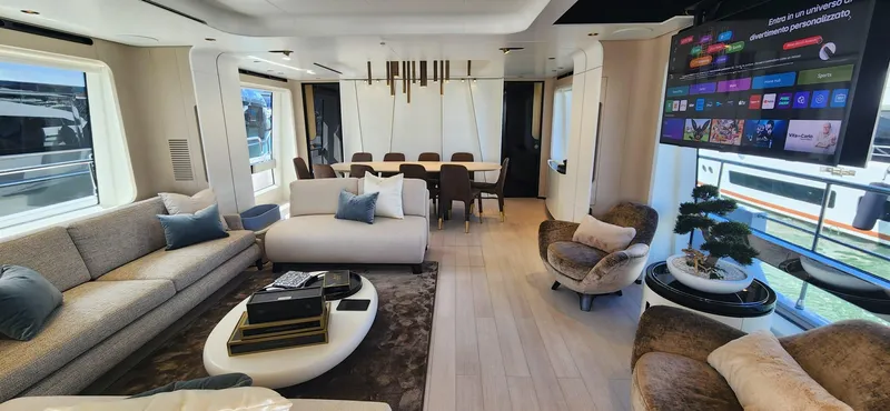 Sunlife Yacht Photos Pics AZIMUT GRANDE 27 METRI 2024