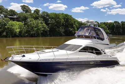 Sea Ray 420 Sedan Bridge