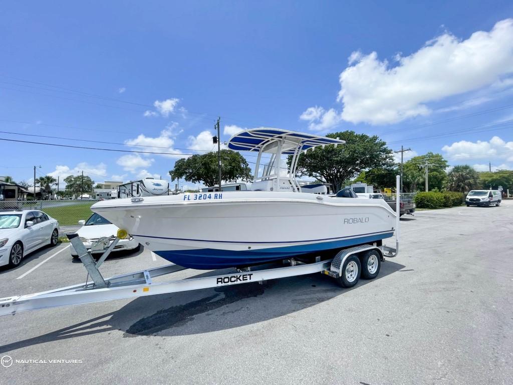 2017 Robalo R200 Center Console Centre Console for sale YachtWorld