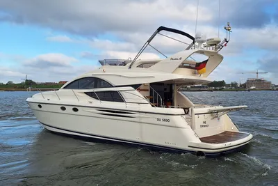 2002 Fairline Phantom 50
