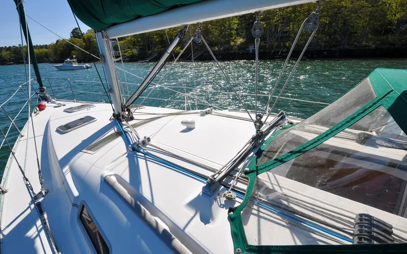 Sheekasay Yacht Photos Pics 2007 Beneteau Oceanis Clipper 373 - Sheekasay