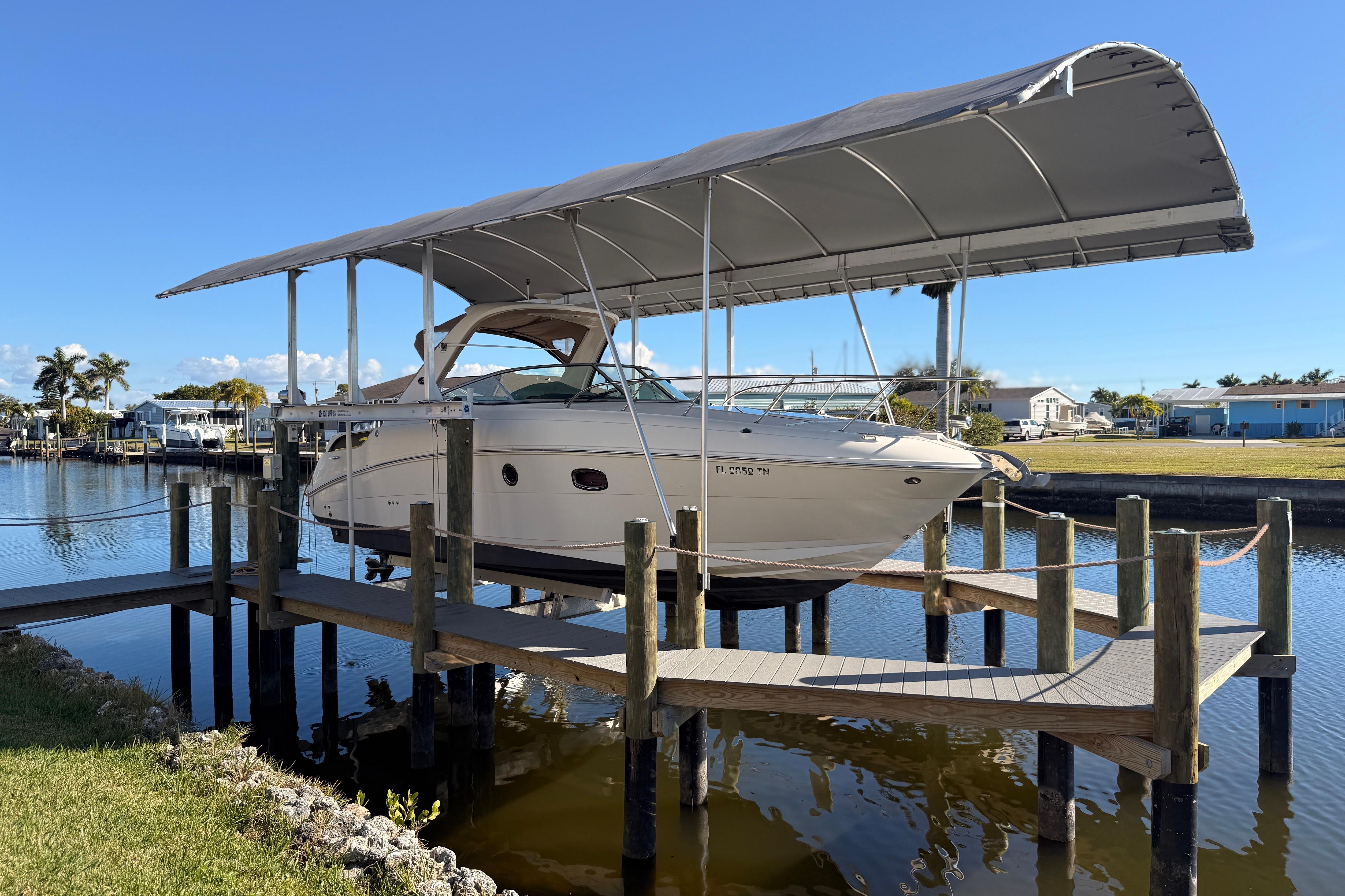 Sea Ray Sundancer 310