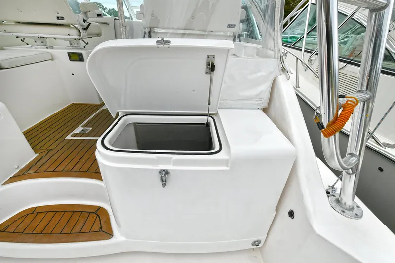 Coercian Yacht Photos Pics 