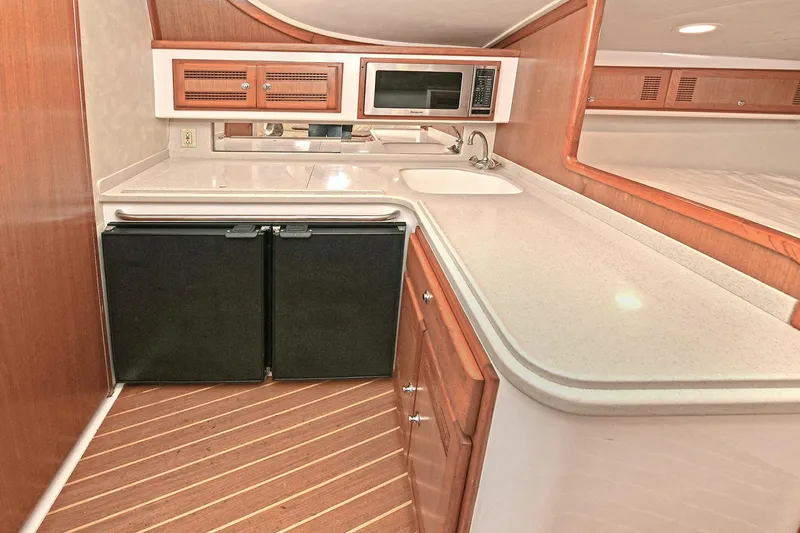 Coercian Yacht Photos Pics 