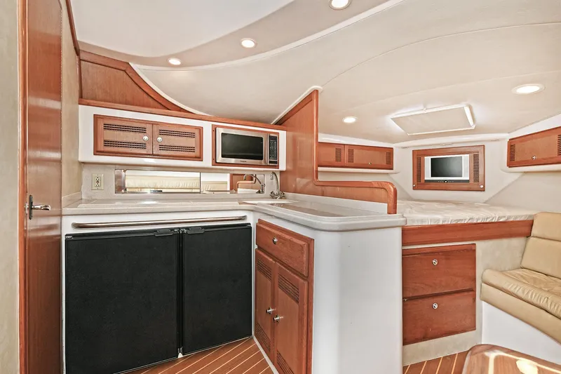 Coercian Yacht Photos Pics 