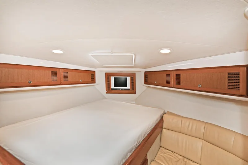 Coercian Yacht Photos Pics 