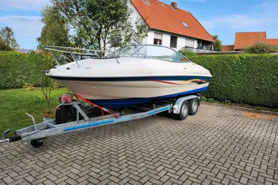 2000 Bayliner CAPRI