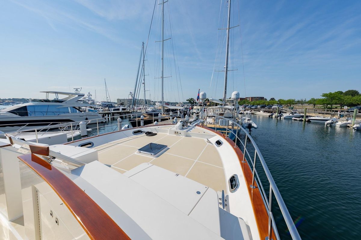 2016 Grand Banks 72 