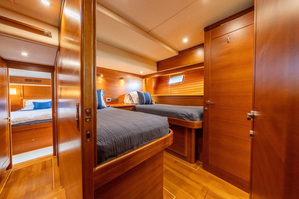 2016 Grand Banks 72 