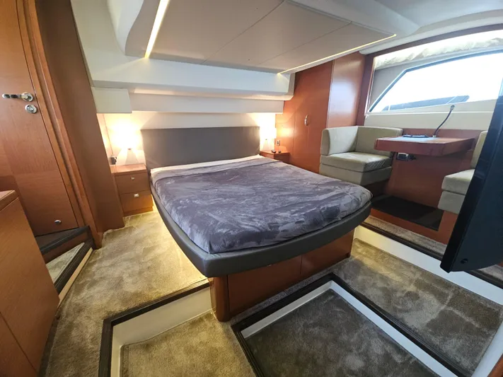 Yes Yacht Photos Pics Luxurious interior of a 2016 Prestige 500 S yacht with modern bedroom design.