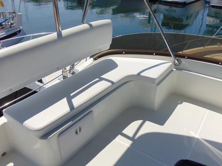 Double Trouble Yacht Photos Pics 