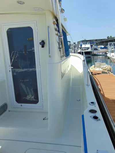 Double Trouble Yacht Photos Pics 