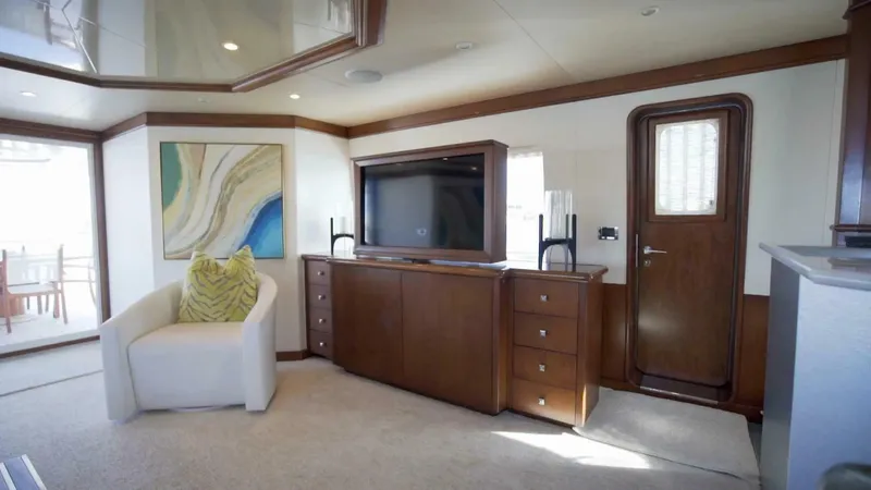 At Last Yacht Photos Pics 1990-Heesen-Yachts-145