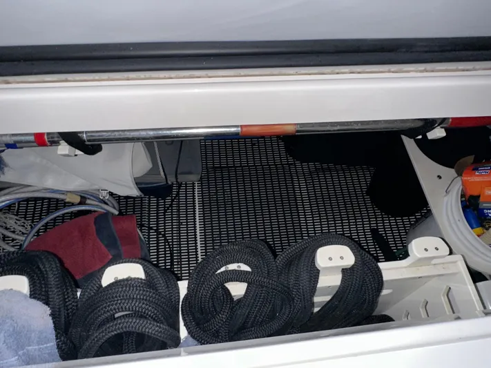 Sapphire Yacht Photos Pics 