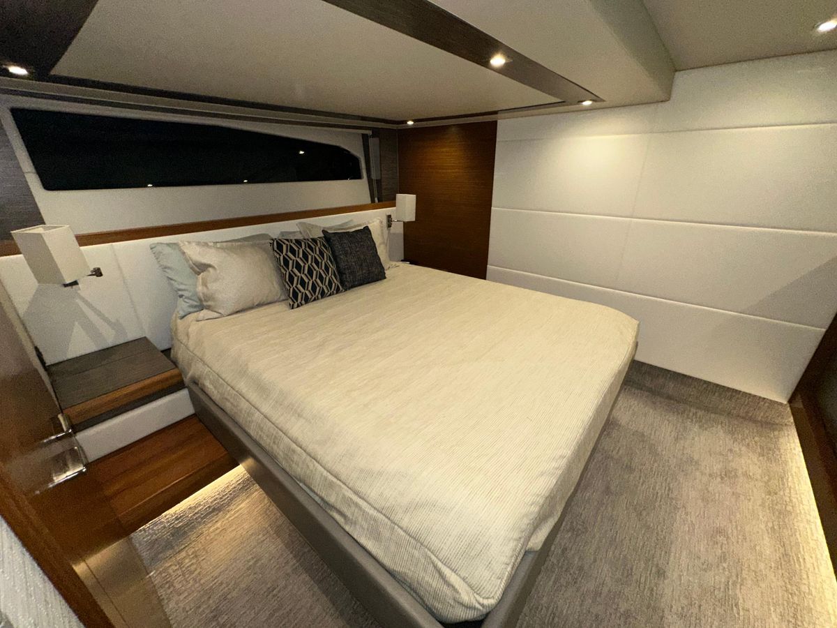 2020 Tiara Yachts 53 