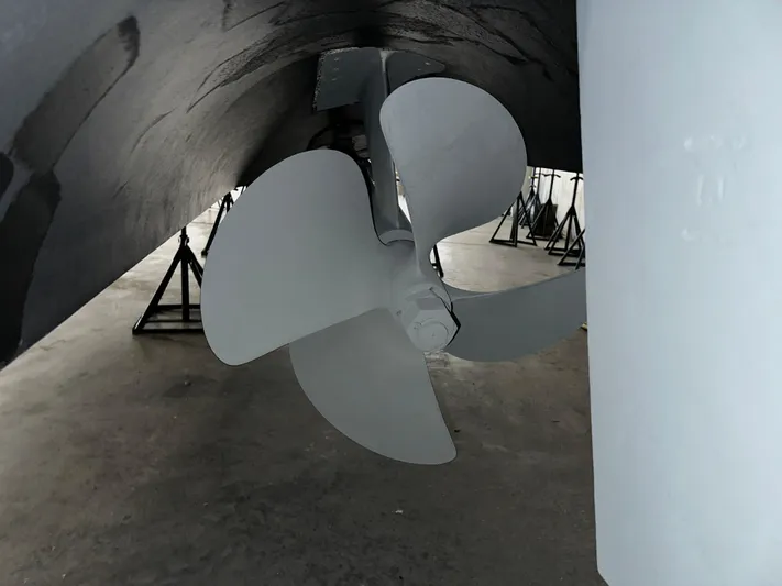 Sapphire Yacht Photos Pics 