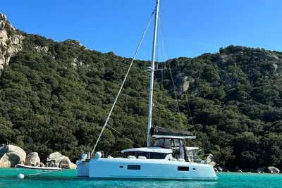 2024 Lagoon 42