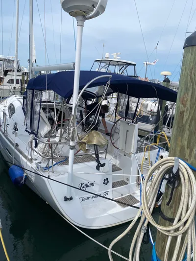 Kailani Yacht Photos Pics 