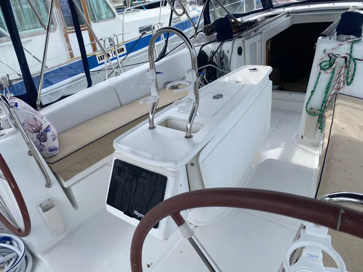 Kailani Yacht Photos Pics 