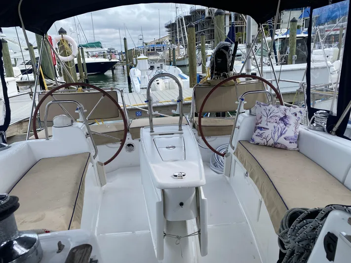 Kailani Yacht Photos Pics 