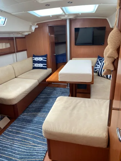 Kailani Yacht Photos Pics 