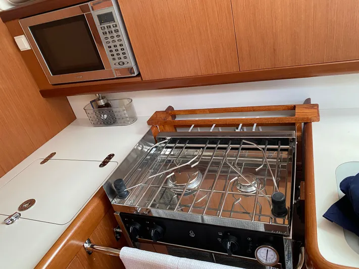 Kailani Yacht Photos Pics 