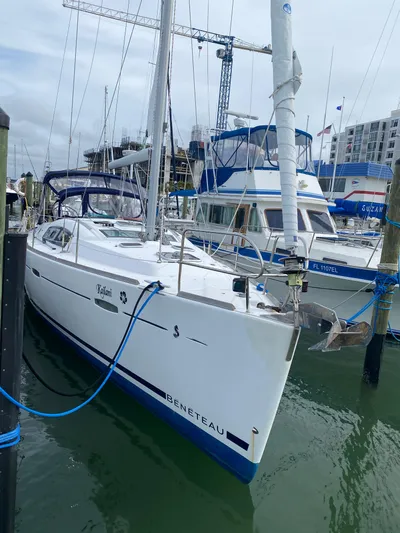 Kailani Yacht Photos Pics 