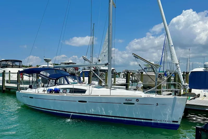 Kailani Yacht Photos Pics 