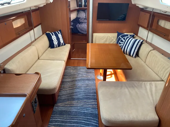 Kailani Yacht Photos Pics 