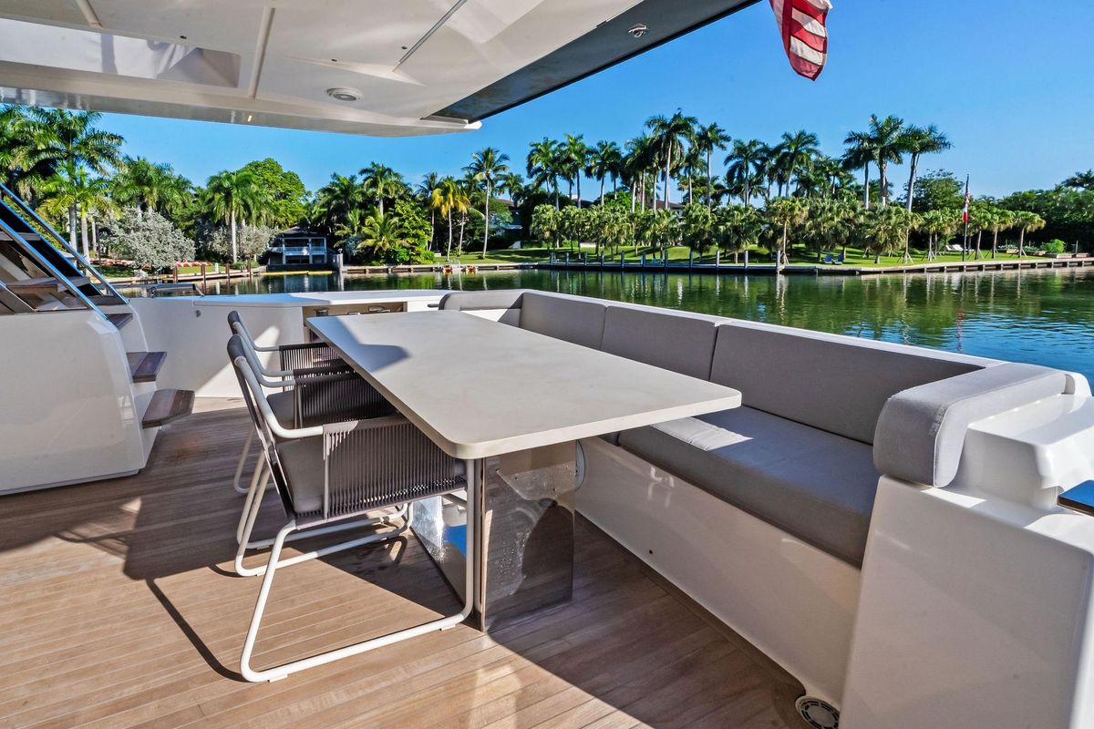 2019 Ferretti Yachts 78 