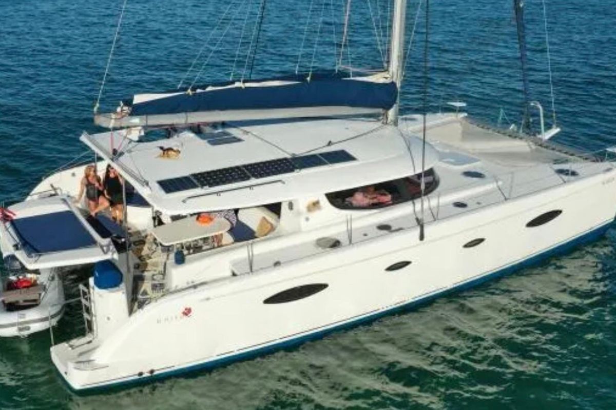 2008 Fountaine Pajot 48 