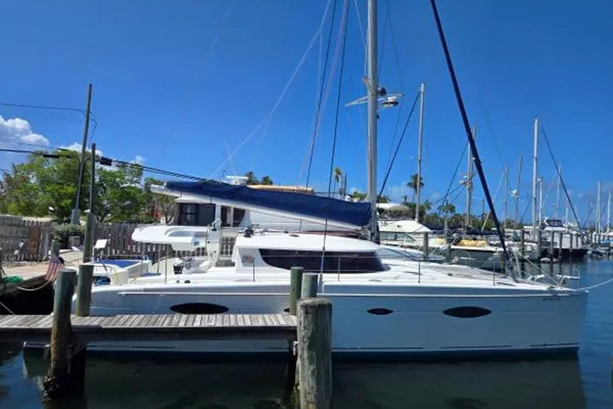 2008 Fountaine Pajot 48 