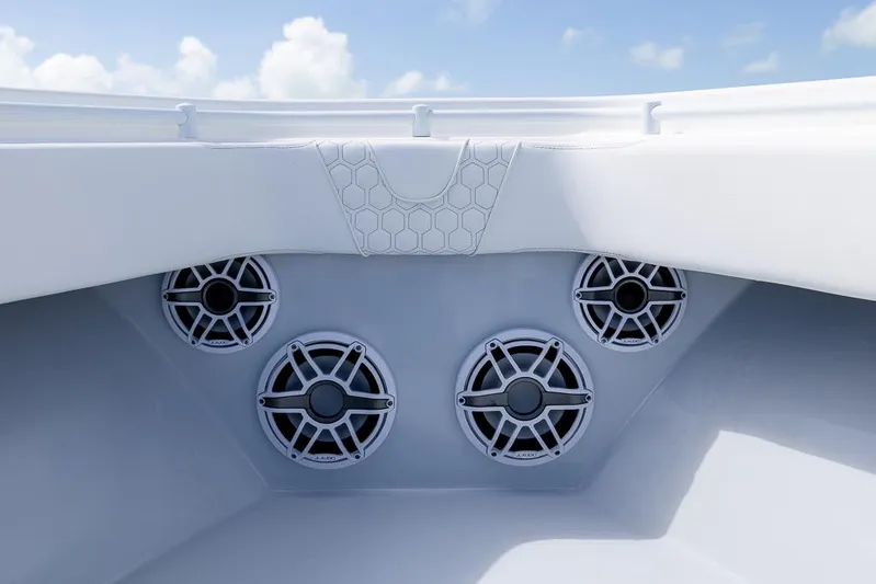  Yacht Photos Pics 2023 Contender 39 ST boat speakers with sleek design against a clear sky backdrop.