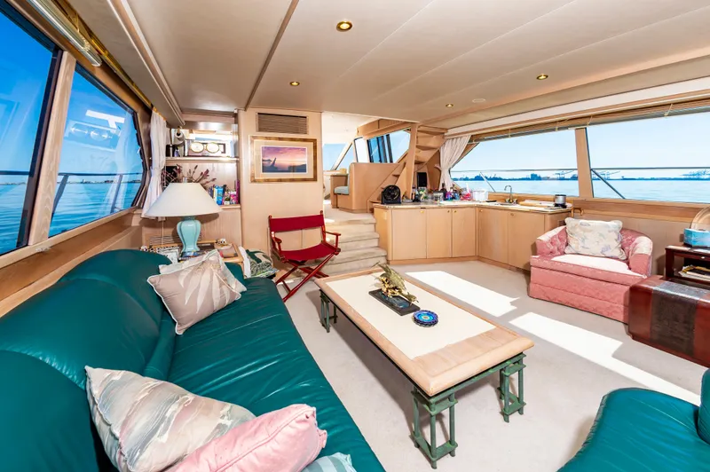 Mary Beth Yacht Photos Pics Salon