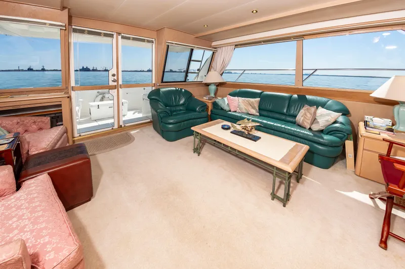 Mary Beth Yacht Photos Pics Salon