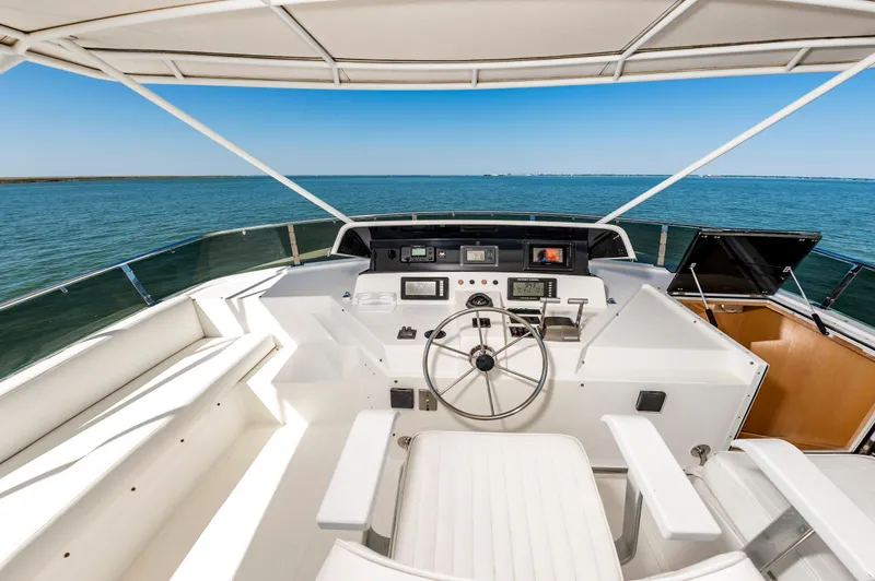 Mary Beth Yacht Photos Pics Electronics Console