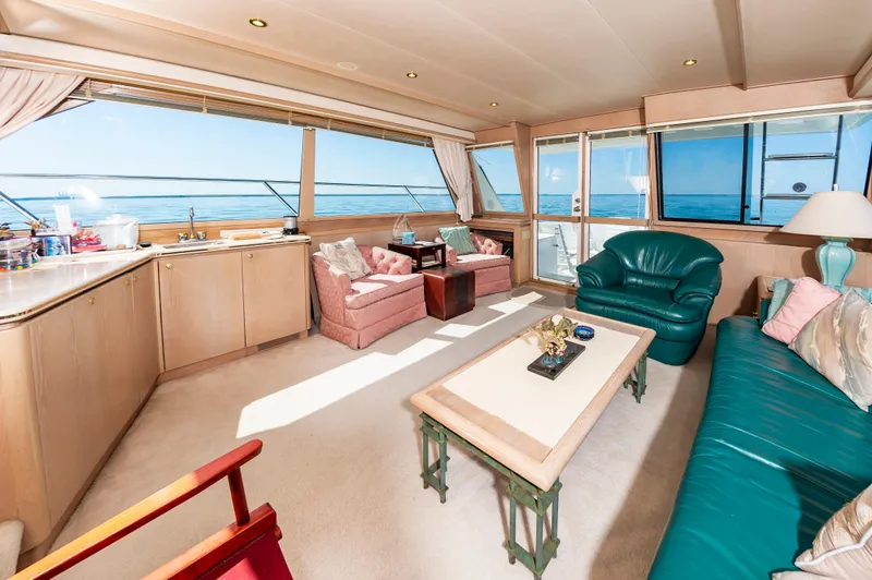 Mary Beth Yacht Photos Pics Salon