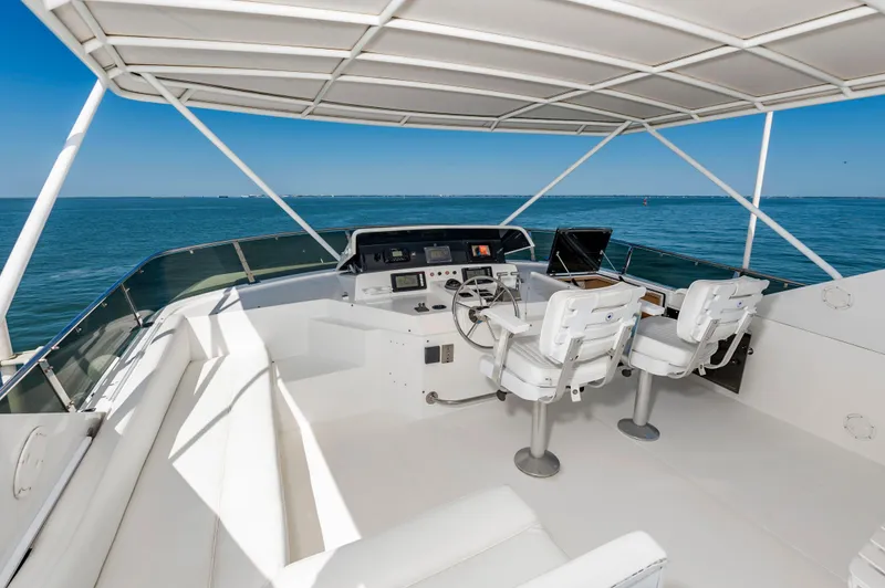 Mary Beth Yacht Photos Pics Flybridge