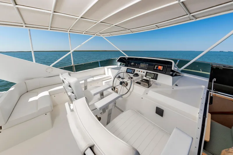 Mary Beth Yacht Photos Pics Flybridge