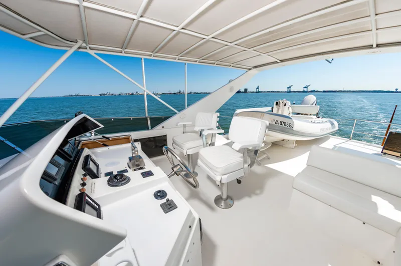 Mary Beth Yacht Photos Pics Flybridge