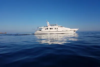 1991 Azimut 90